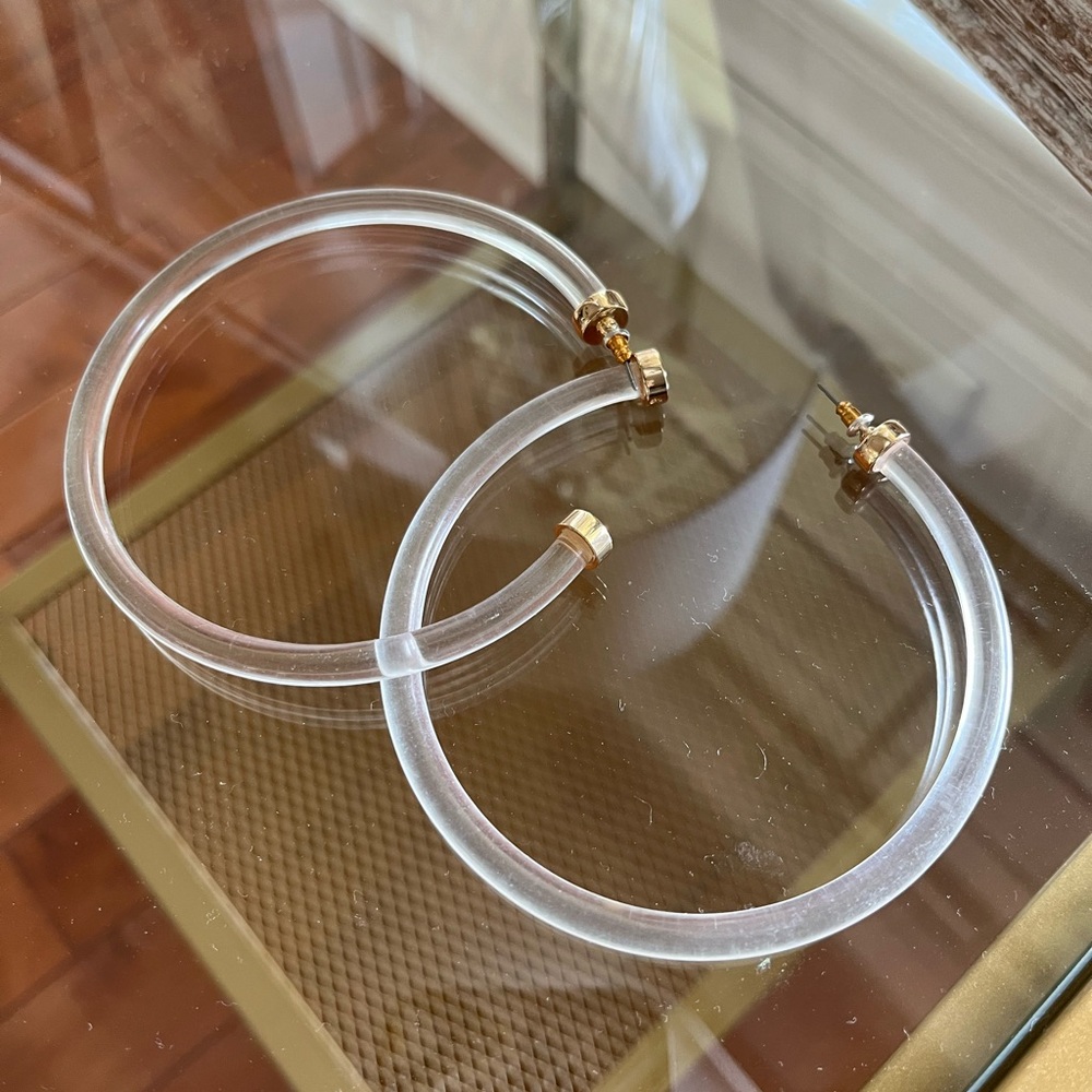 Clear resin hoops